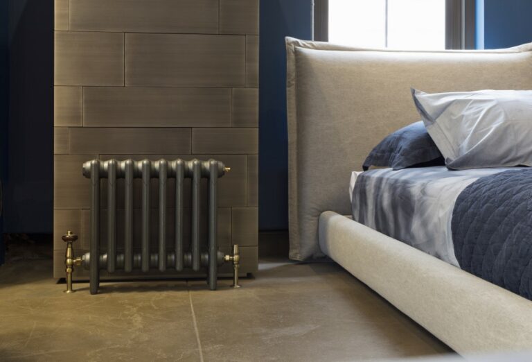 Mercury 4 Column 460mm cast iron radiator with a Windsor Angled thermostatic valve